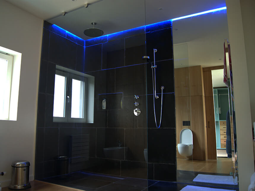 Private home, Cork: residential lighting by Willie Duggan